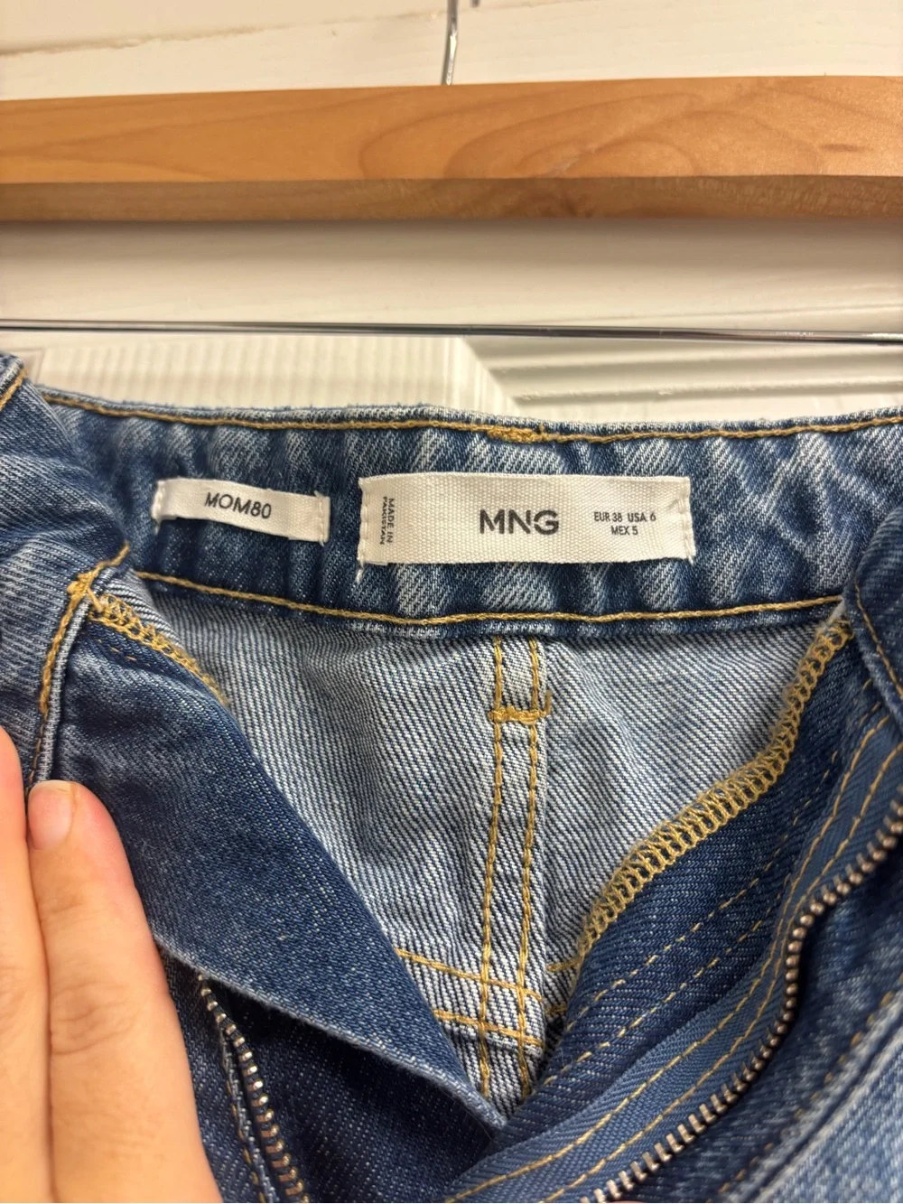 MNG MOM80 High-Rise Rolled Hem Blue Denim Shorts size 6